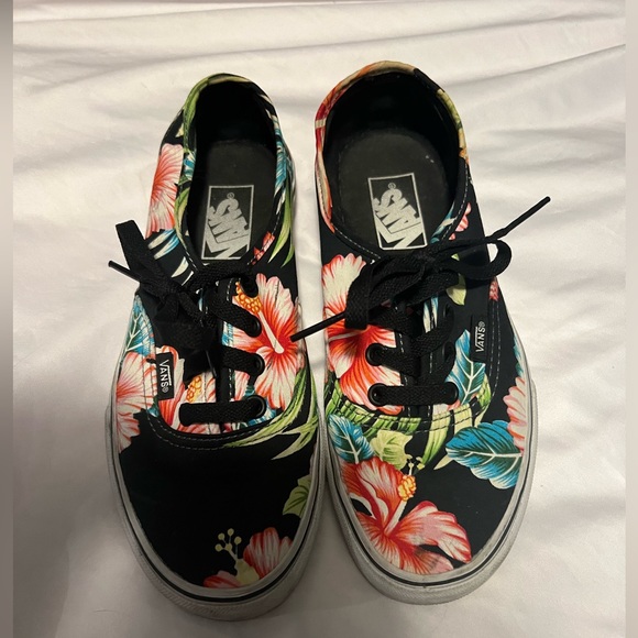 🚫SOLD🚫Vans Woman’s Authentic Hawaiian Floral Skate Shoe - Black - Picture 9 of 13